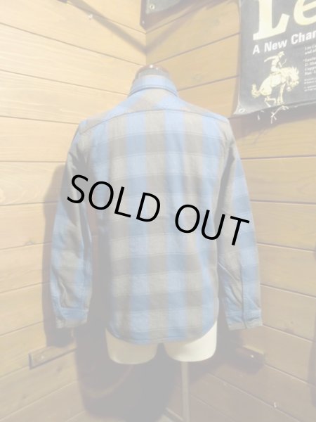 画像2: JELADO/2018・ネルシャツ　レギュラー丈　オールドブルー (2)