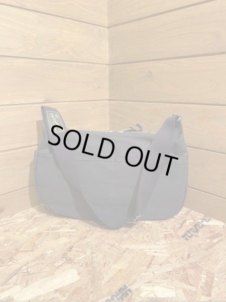 画像2: Cushman/Canvas Messenger Bag ブラック (2)